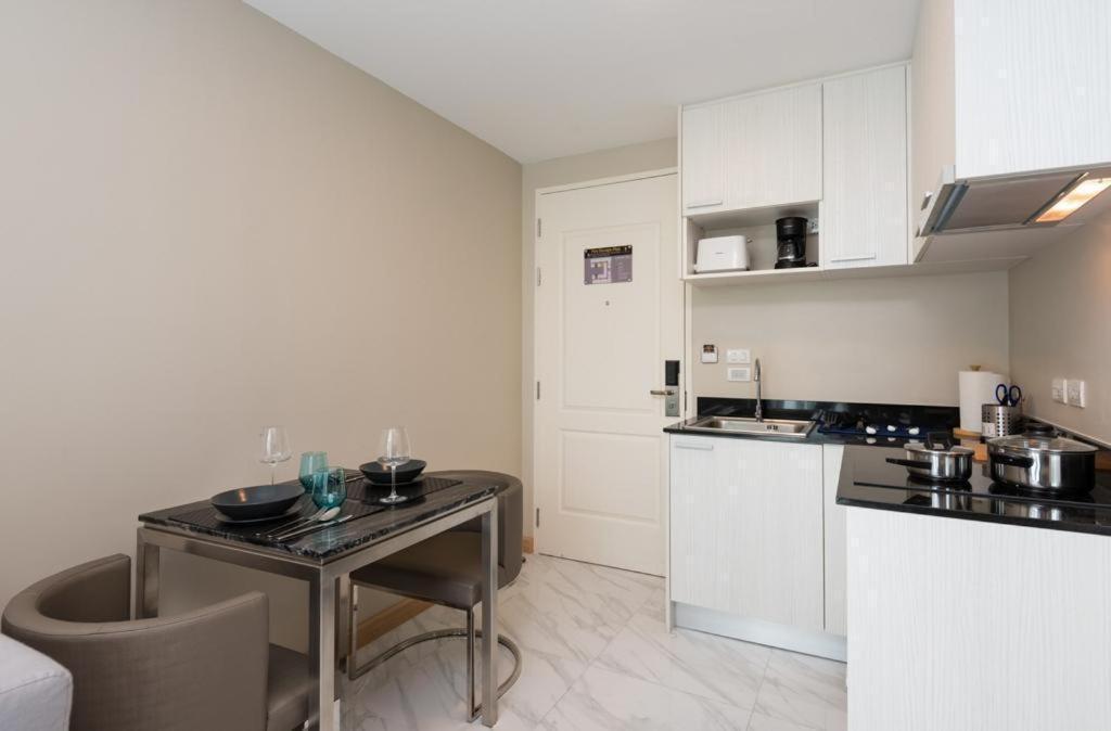 Ekkamai Apartamento *