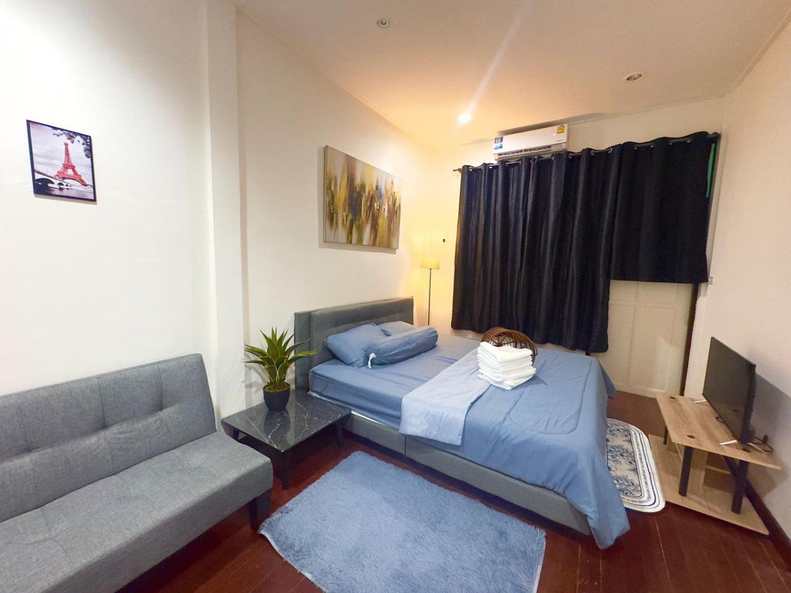Twenty One Place Guest house