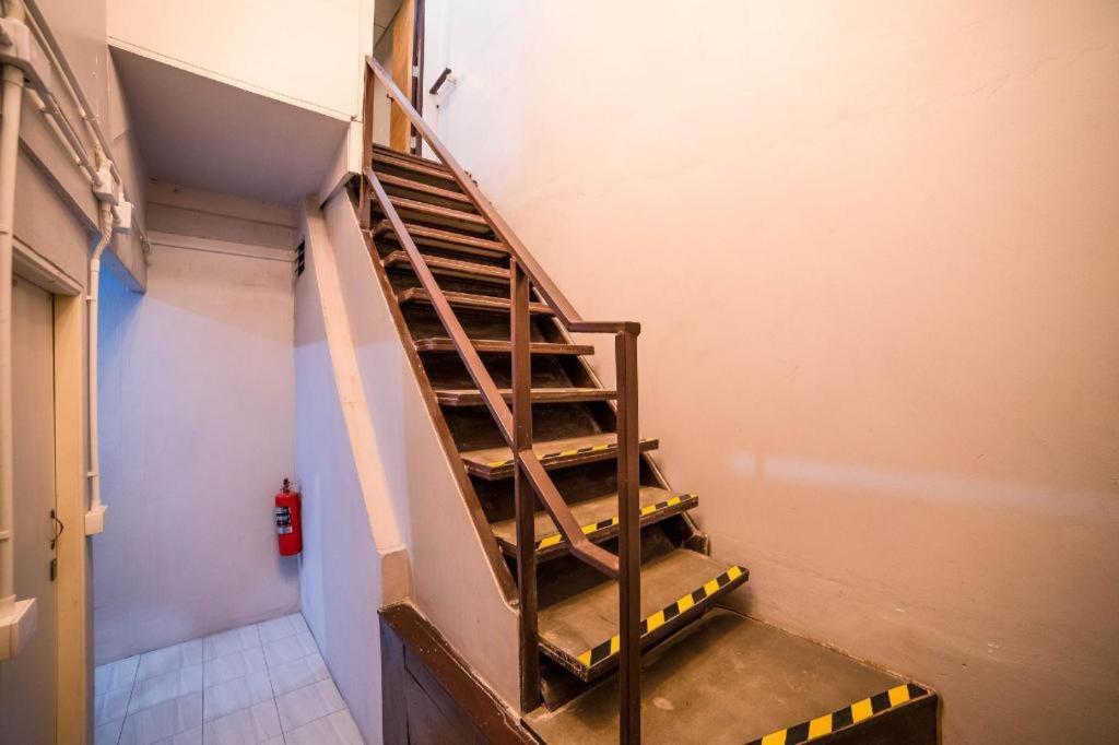 Hotel Oyo 480 Lemon Siam 2*