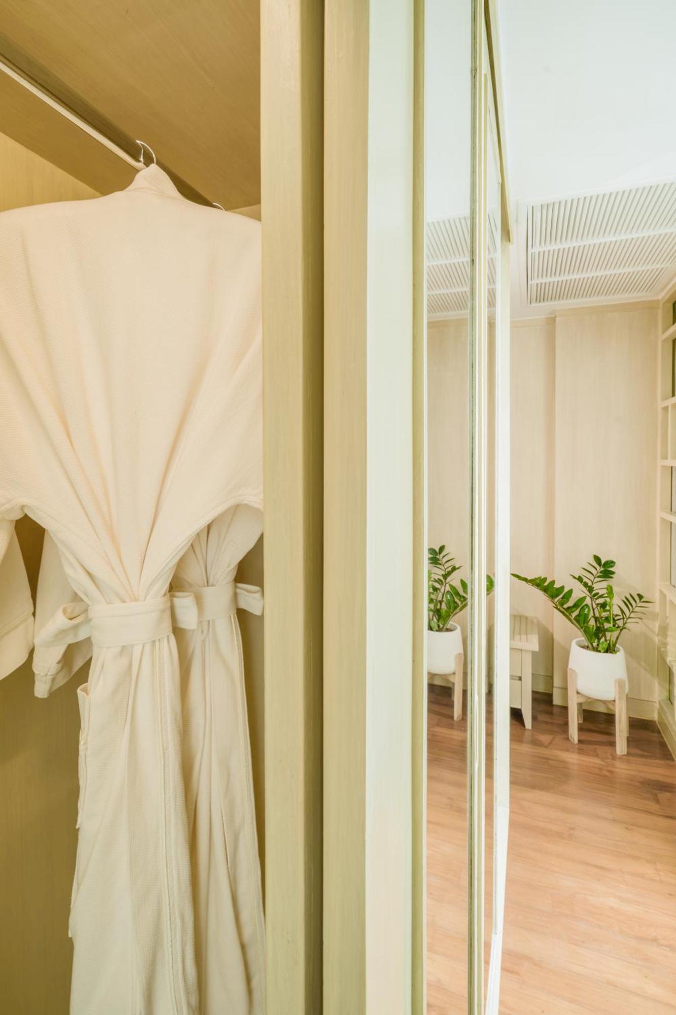 Shama Petchburi 47 - Sha Hotel Bangkok