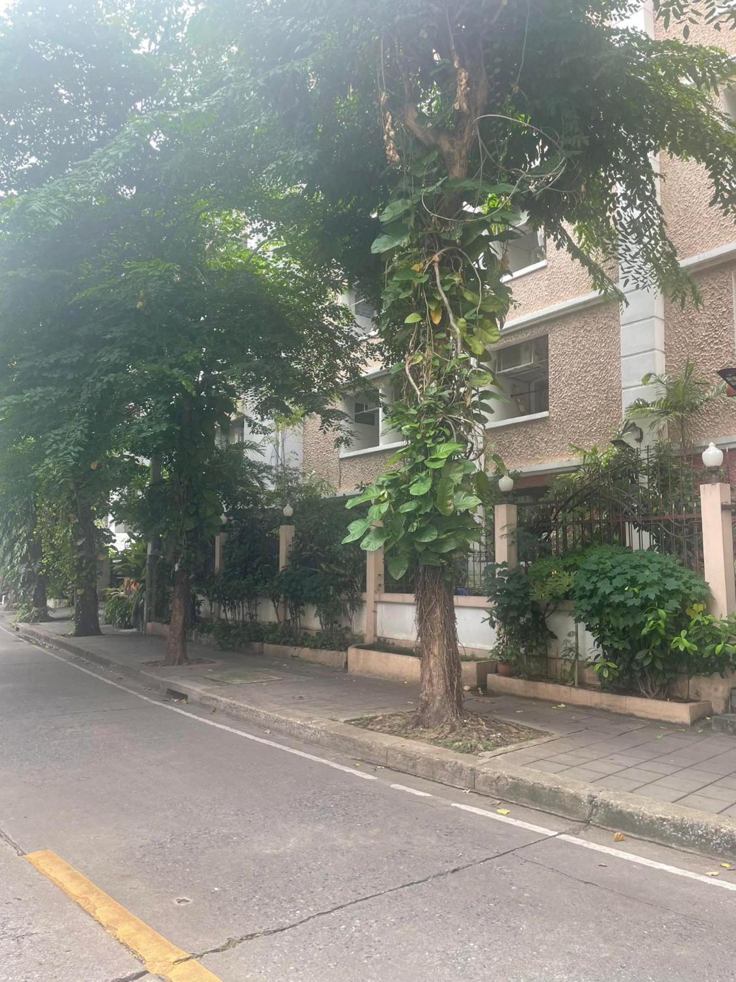 Viriyapon First Floor2 Apartment