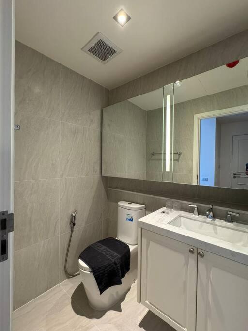 Apartment Luxury In Charoenkrung Near Asiatique *