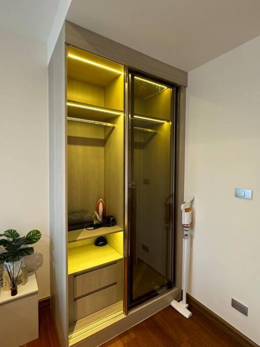 Luxury In Charoenkrung Near Asiatique Apartment *