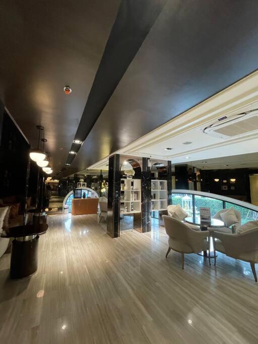 Apartment Luxury In Charoenkrung Near Asiatique *