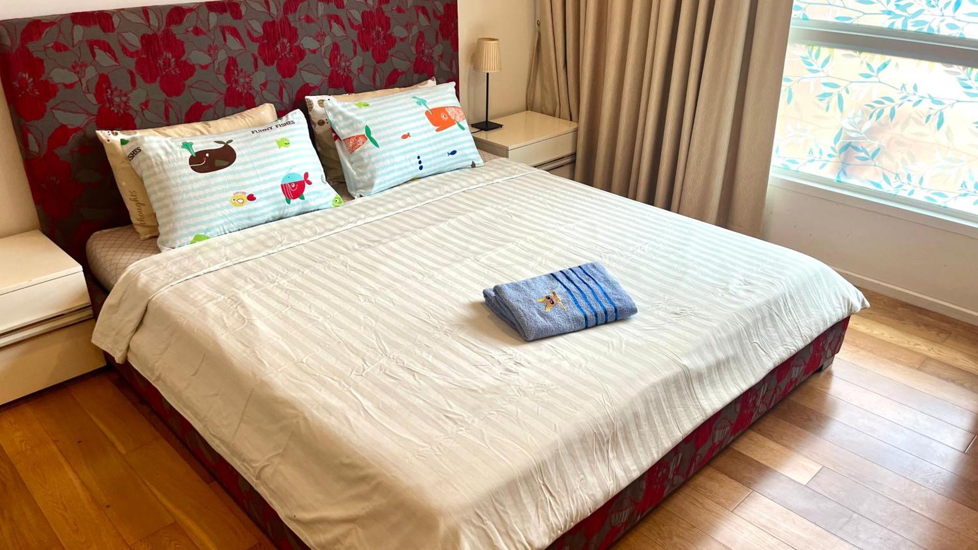 Apartment Cozy Studio Walk To Bts Free Wi-Fi Great Location *
