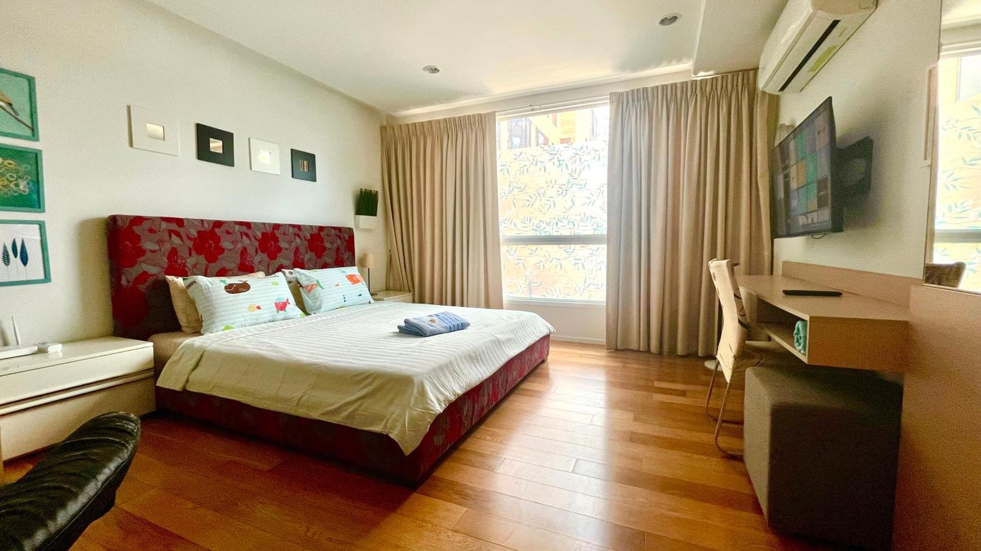 Cozy Studio Walk To Bts Free Wi-Fi Great Location