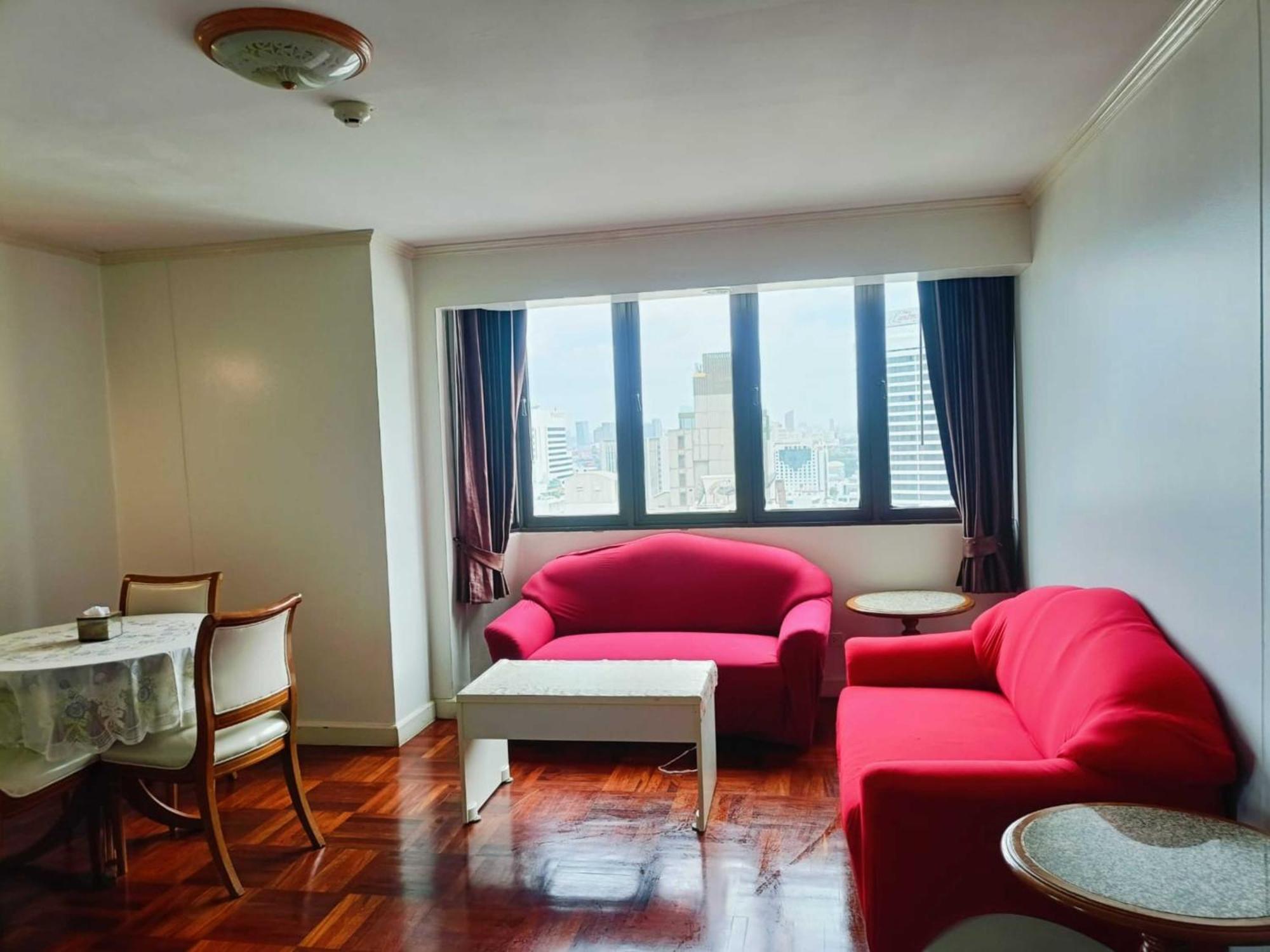 Omni Tower Sukhumvit Nana Direct