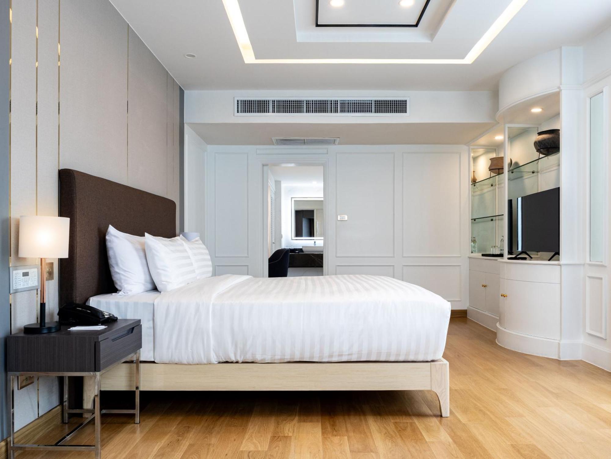 Rembrandt Hotel&suites Sha Plus Certified Hotel Bangkok