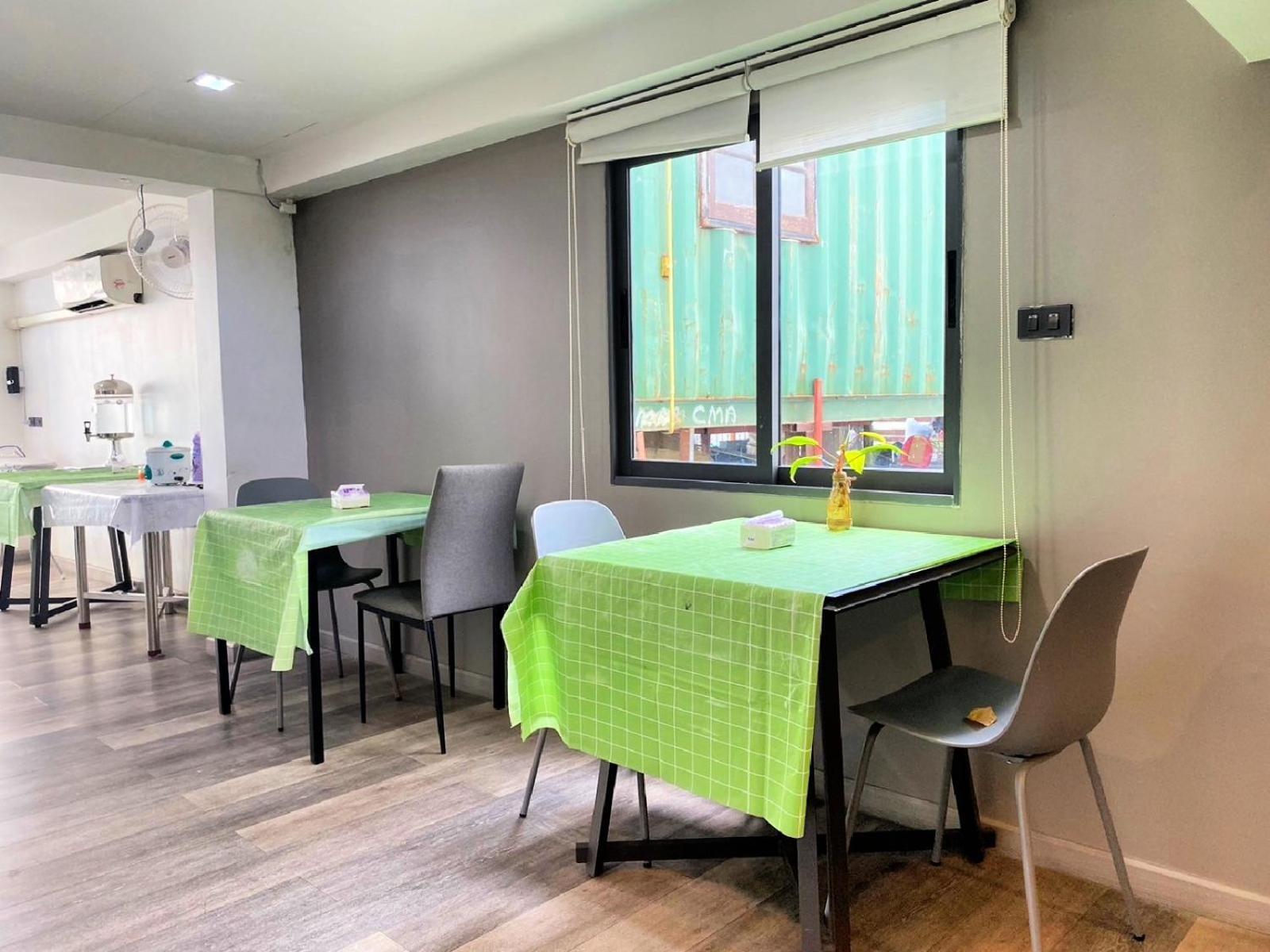 Albergue Baan Kun Mhor บ้านคุณหมอโฮสเทล *