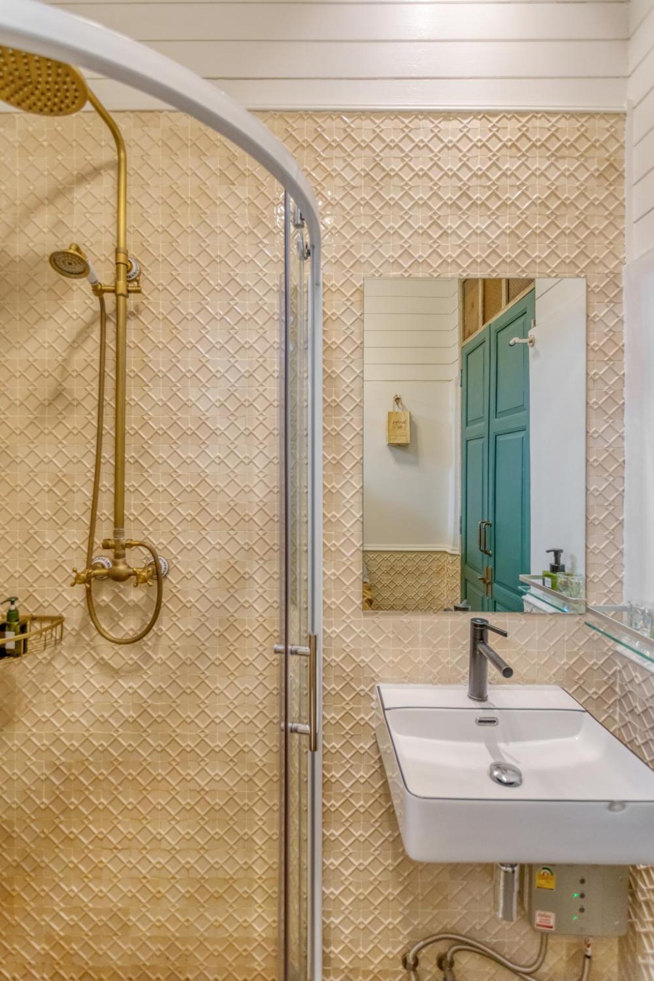 Bed & Breakfast Priya Boutique House *