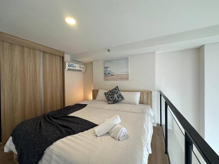 Apartment S87-7052 Bts Onnut High Floor Gym Swim Good View