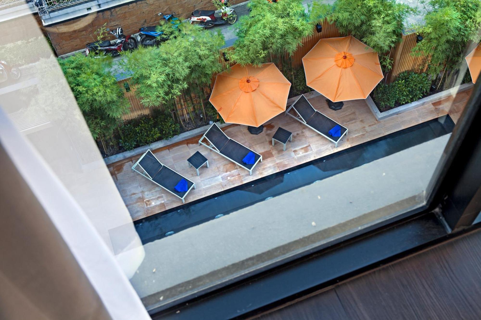 Galleria 12 Sukhumvit By Compass Hospitality Bangkok