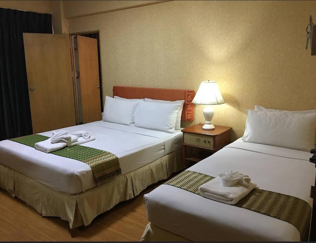 12pm Hotel 3*