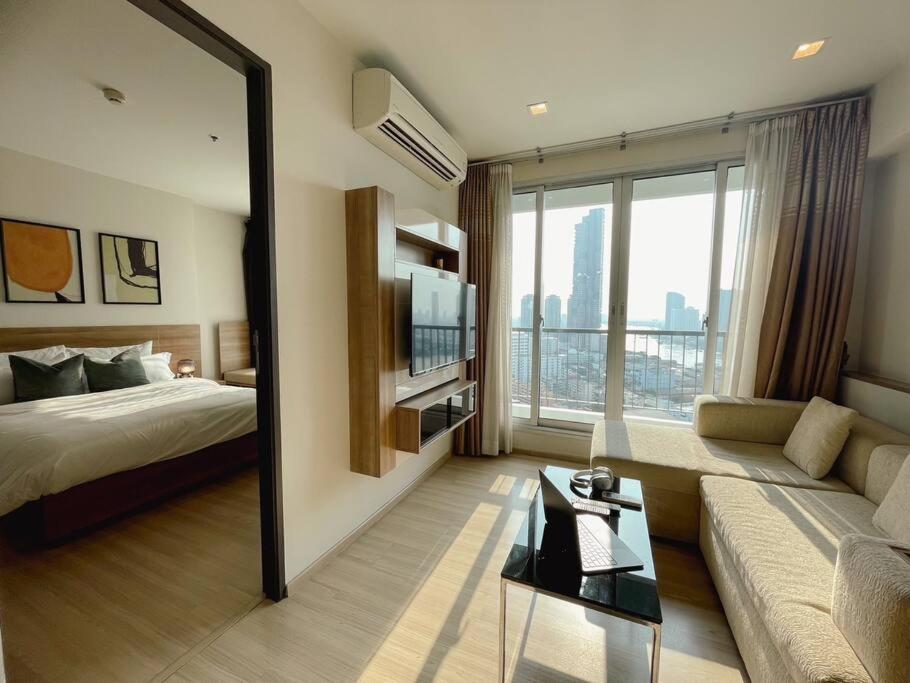 Apartment Luxurious Downtown River View Chao Phraya River