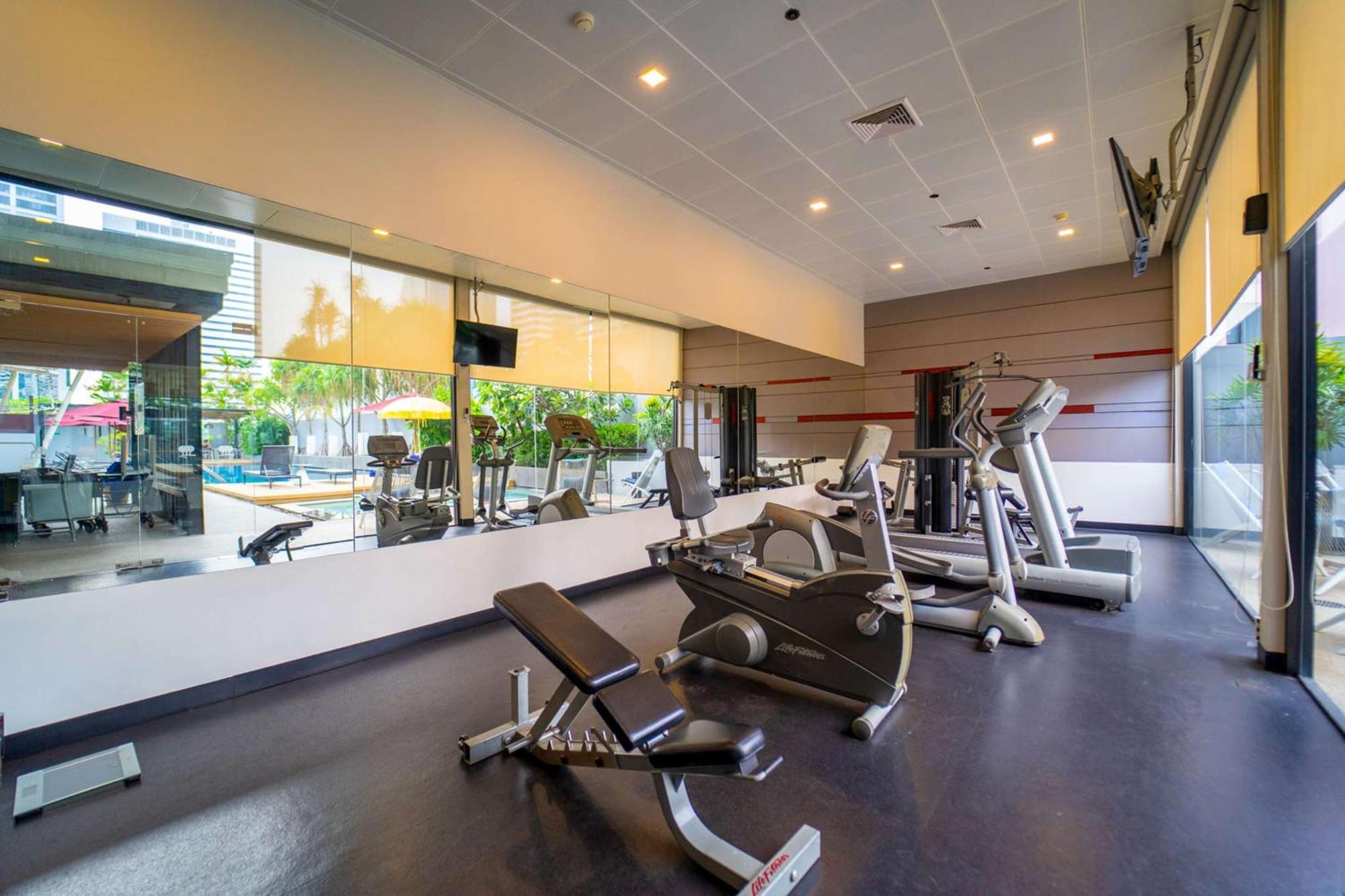 Hotel Park Plaza Soi 18 4*
