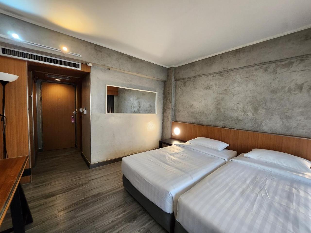 Hotel White Palace Bangkok