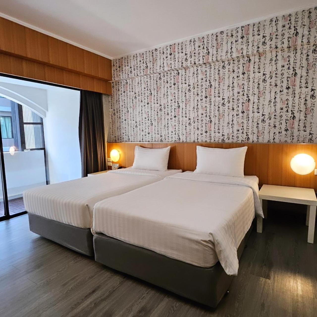 White Palace 3* Bangkok