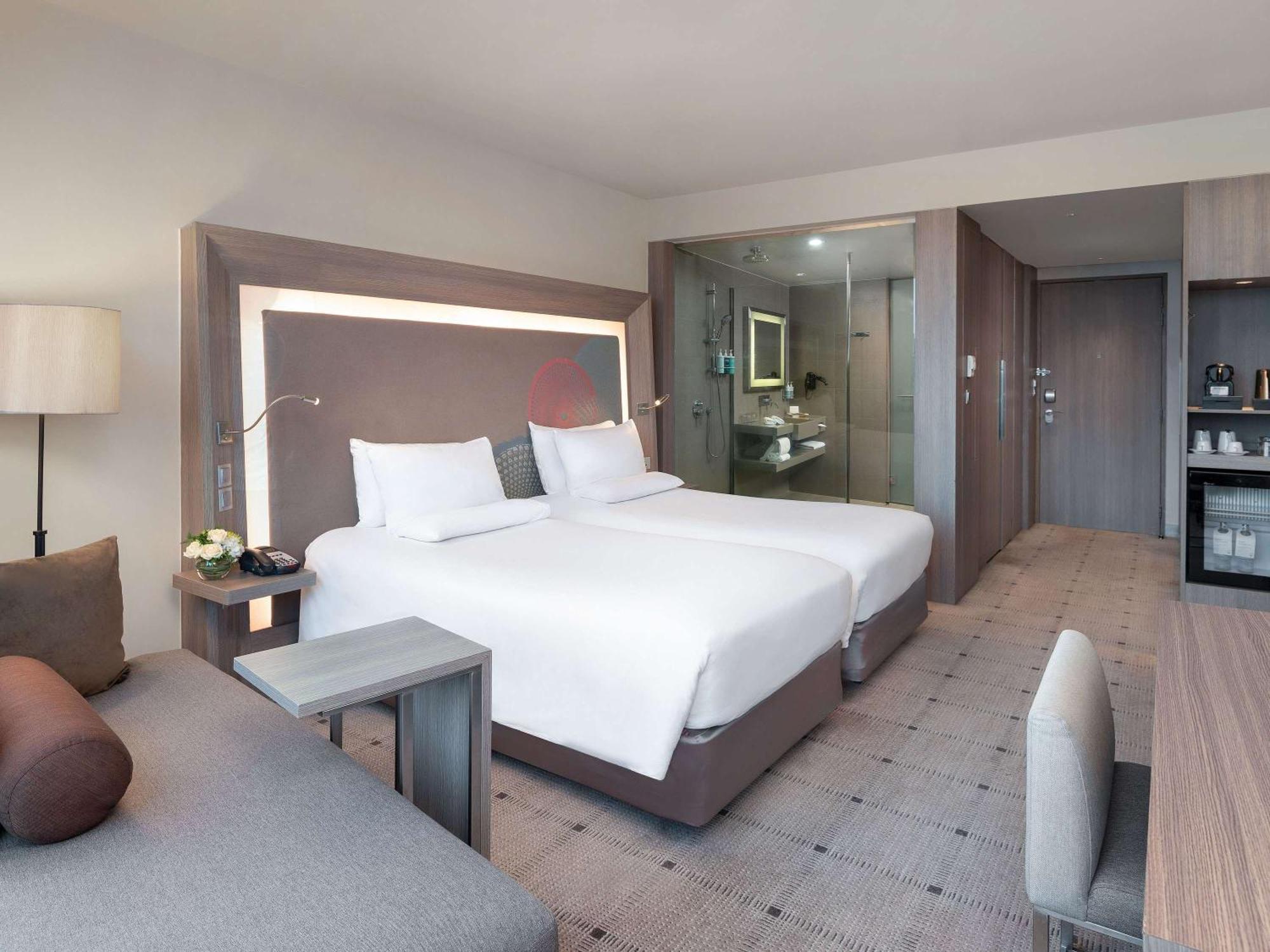 Novotel Platinum Pratunam - Sha Certified Hotel 4*