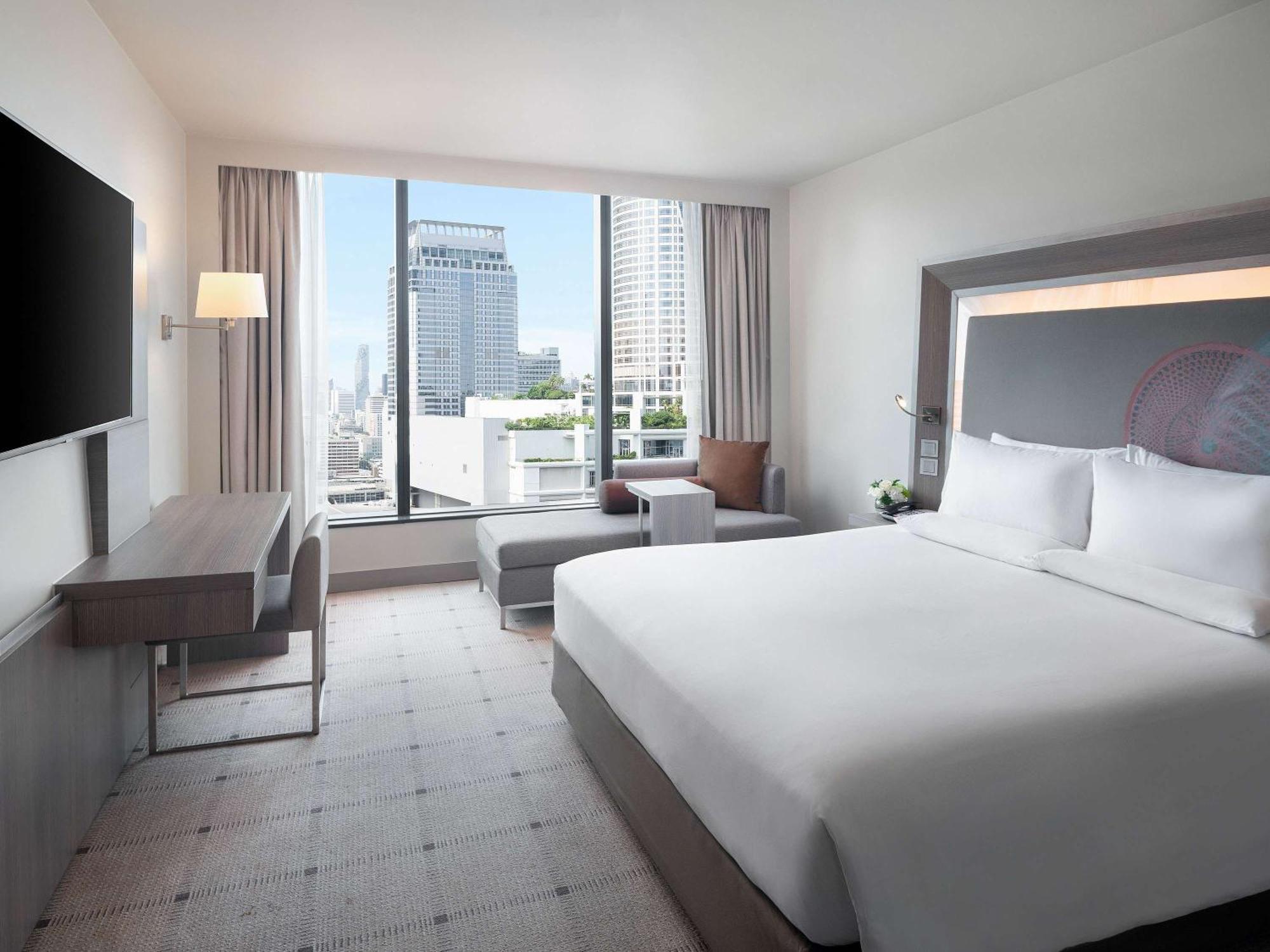 Novotel Platinum Pratunam - Sha Certified Hotel