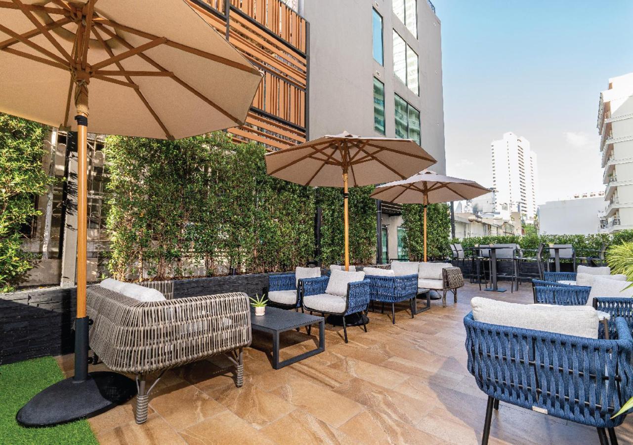 Solitaire Sukhumvit 11 Hotel 4*