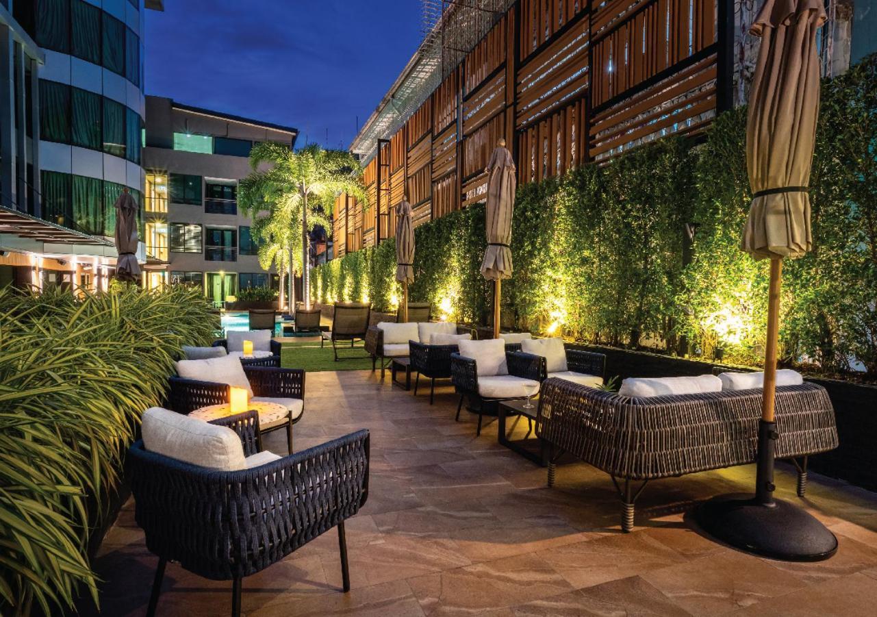 Hotel Solitaire Sukhumvit 11 4*