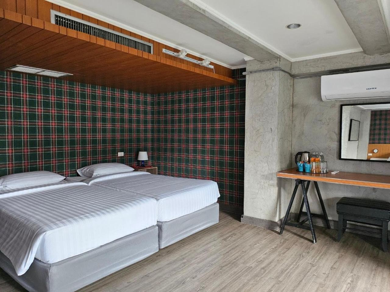 Hotel White Palace Bangkok