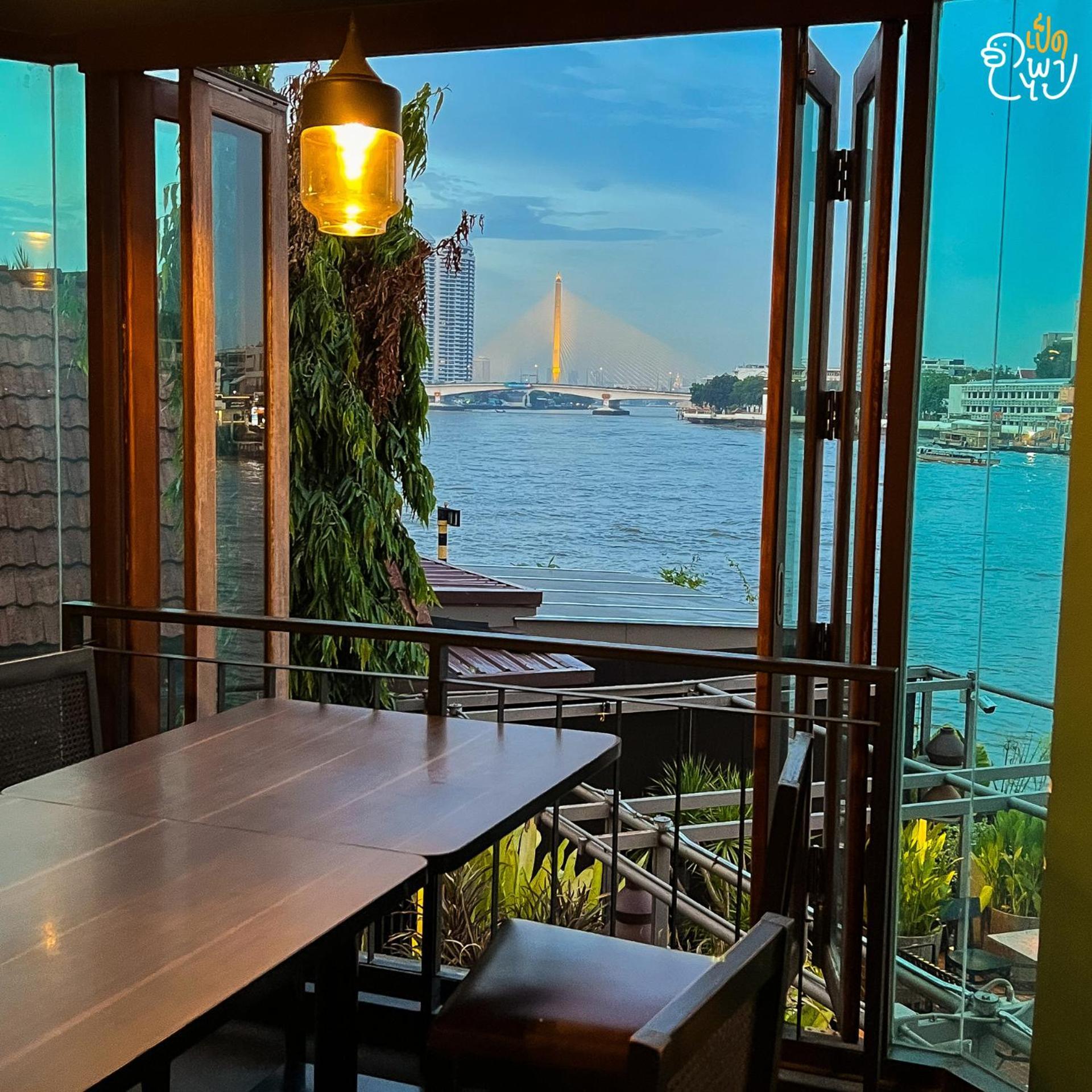Hotel Baan Wanglang Riverside, Bangkok