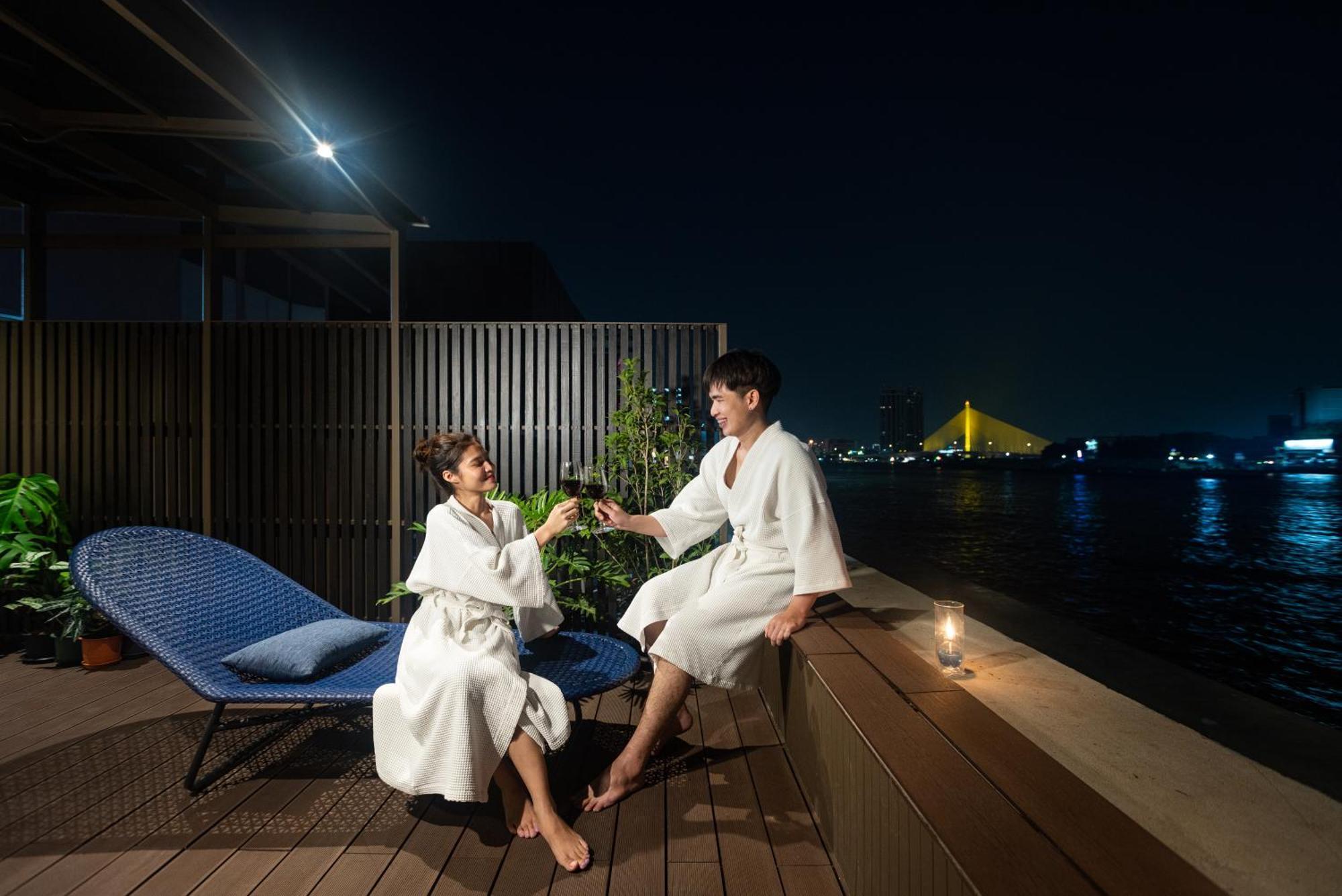 Hotel Baan Wanglang Riverside, Bangkok