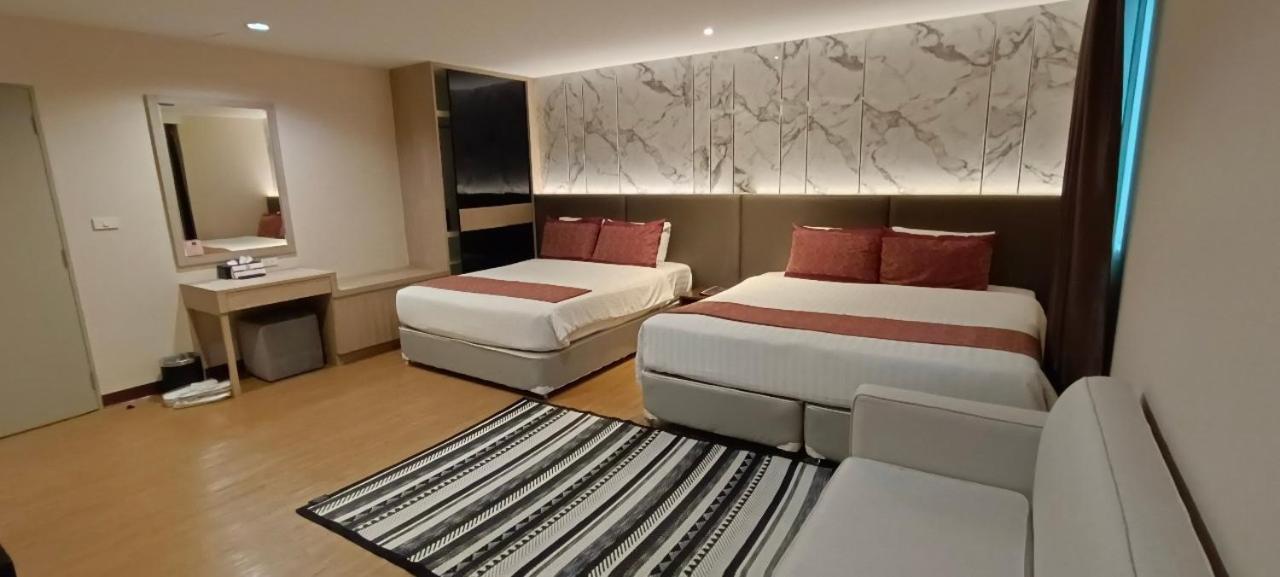 Hotel The Airport Courtyard Suvarnabhumi Airport 5*