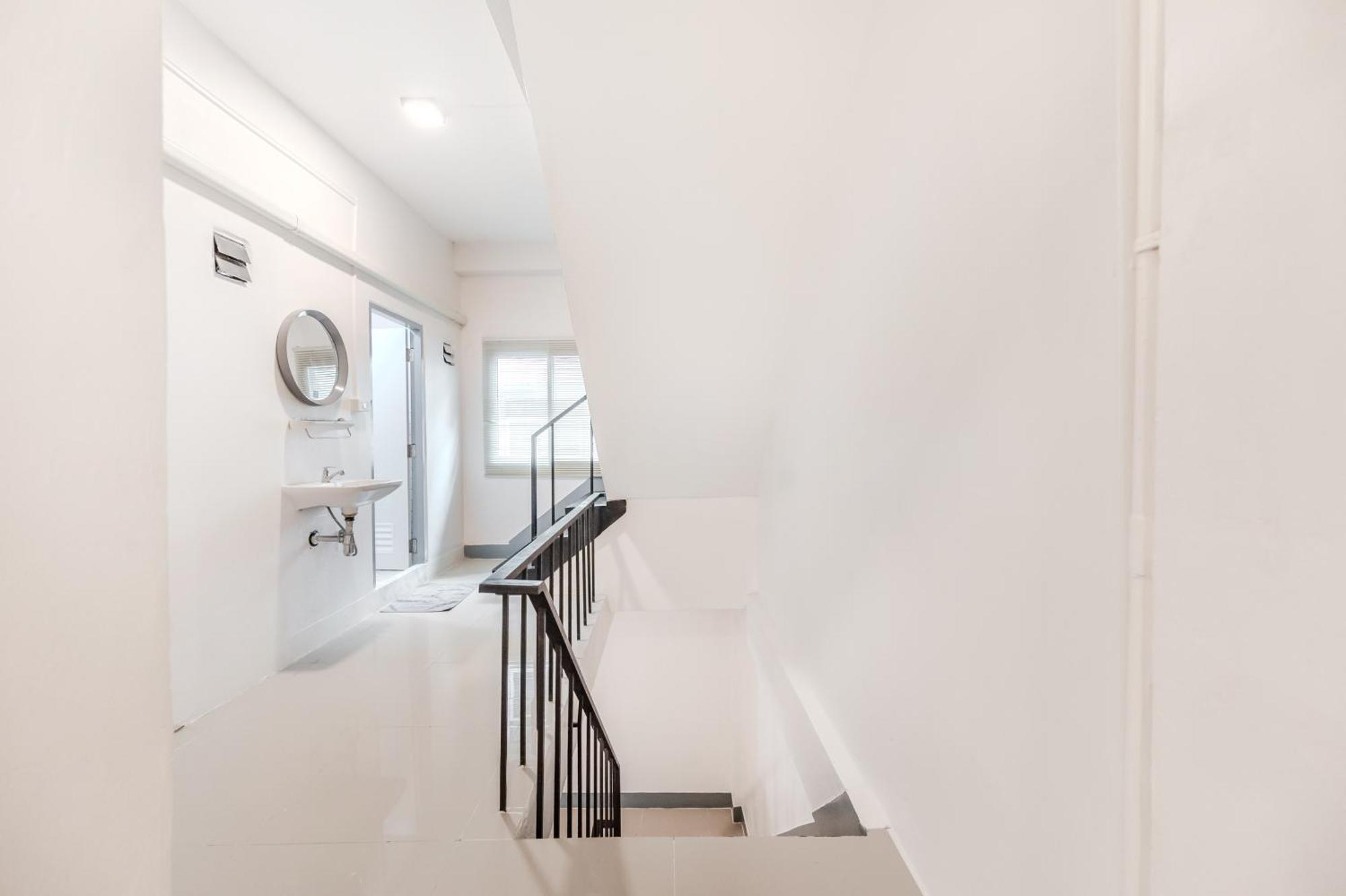 Entire Cozy House/near Bts Skytrain/12pp Pousada Bangkok