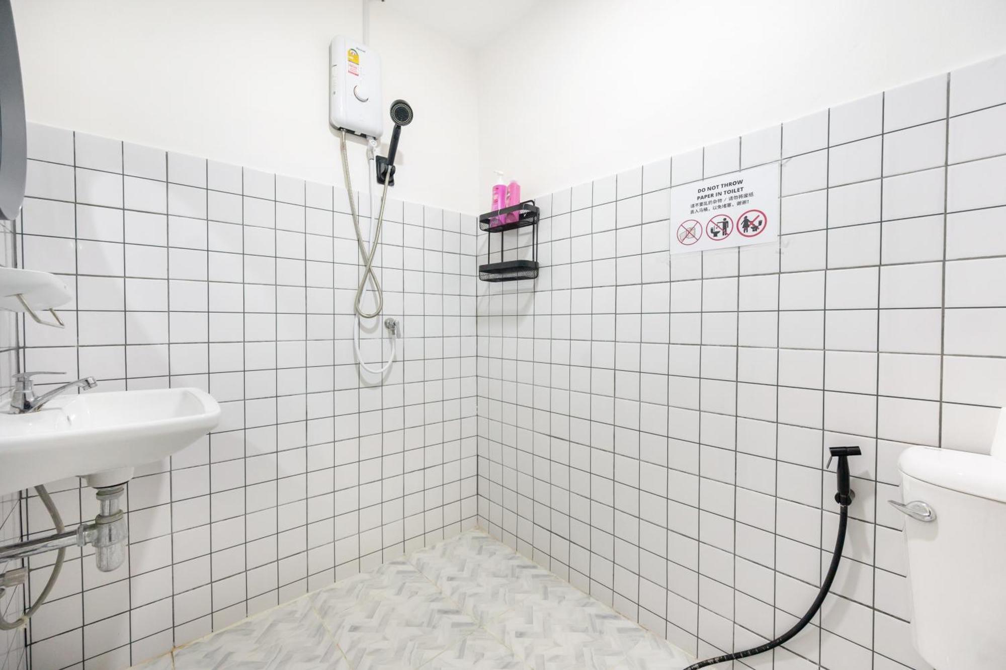Pousada Entire Cozy House/near Bts Skytrain/12pp Bangkok