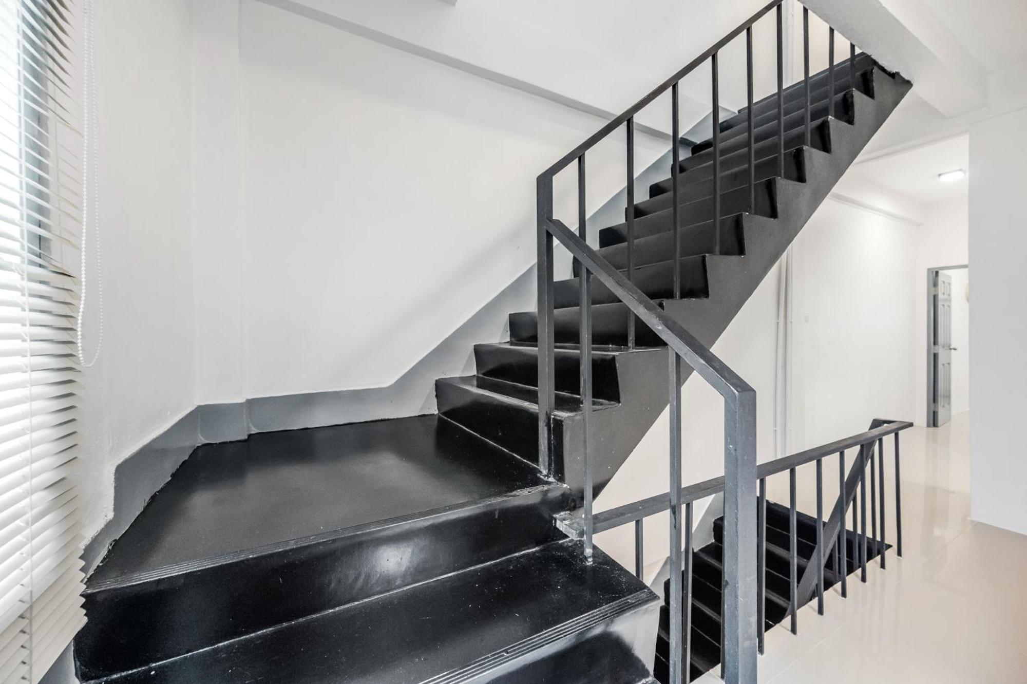 Entire Cozy House/near Bts Skytrain/12pp Pousada Bangkok