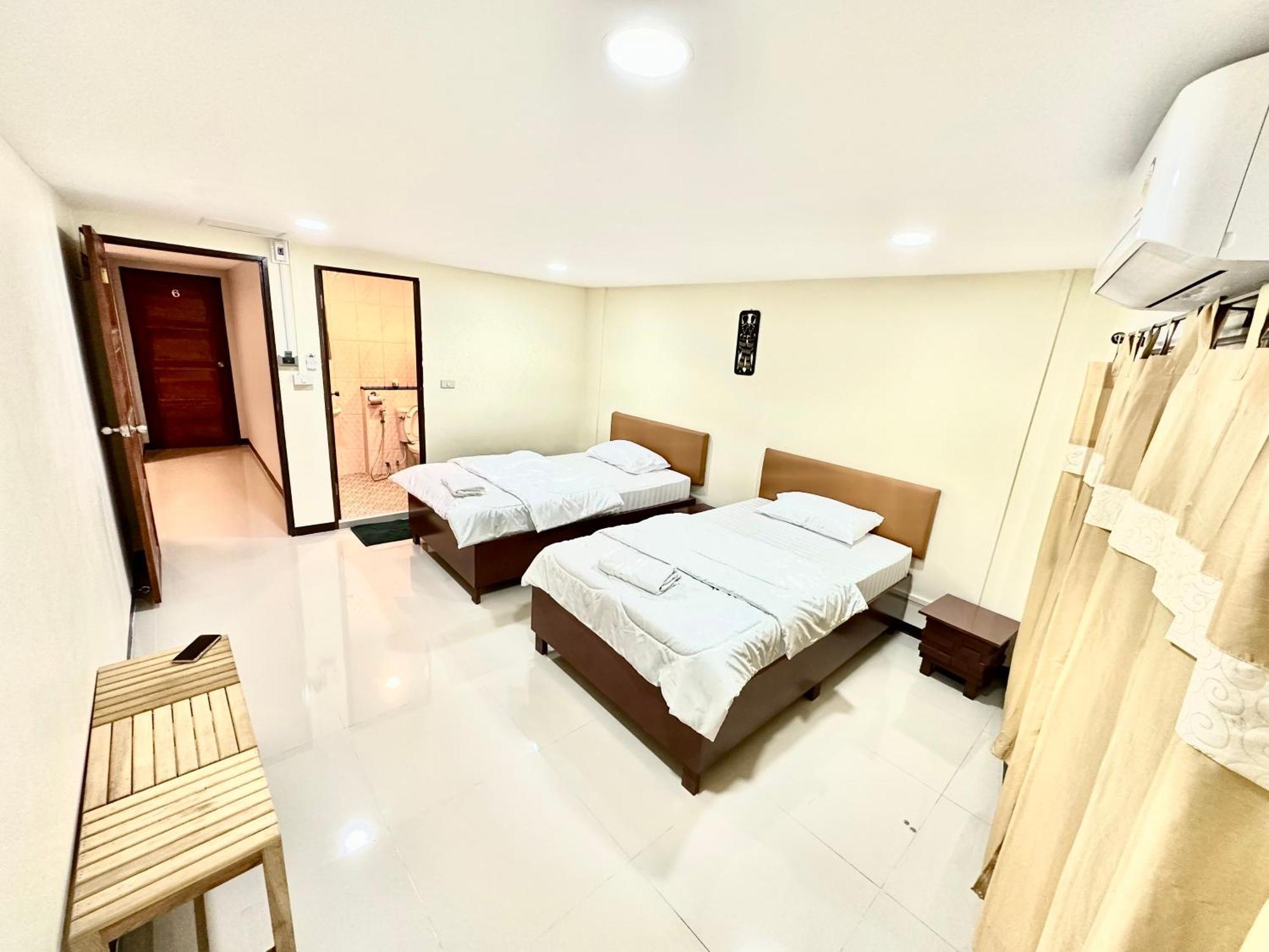 Wisma tamu Baan At Khaosan