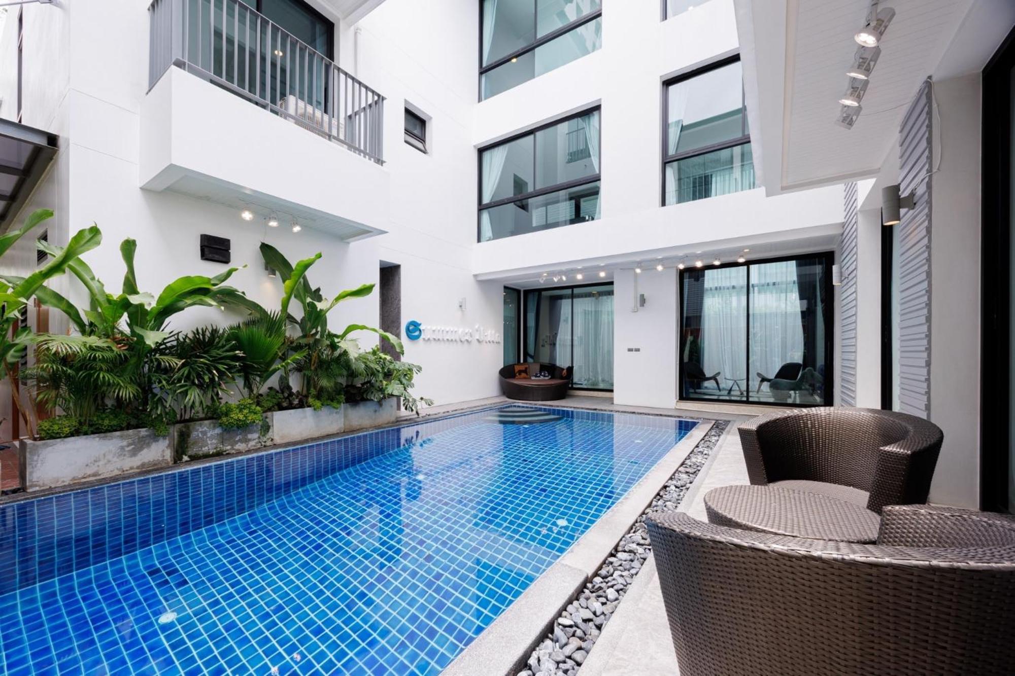 Villa 曼谷市中心七卧室独栋豪华泳池别墅 Bangkok
