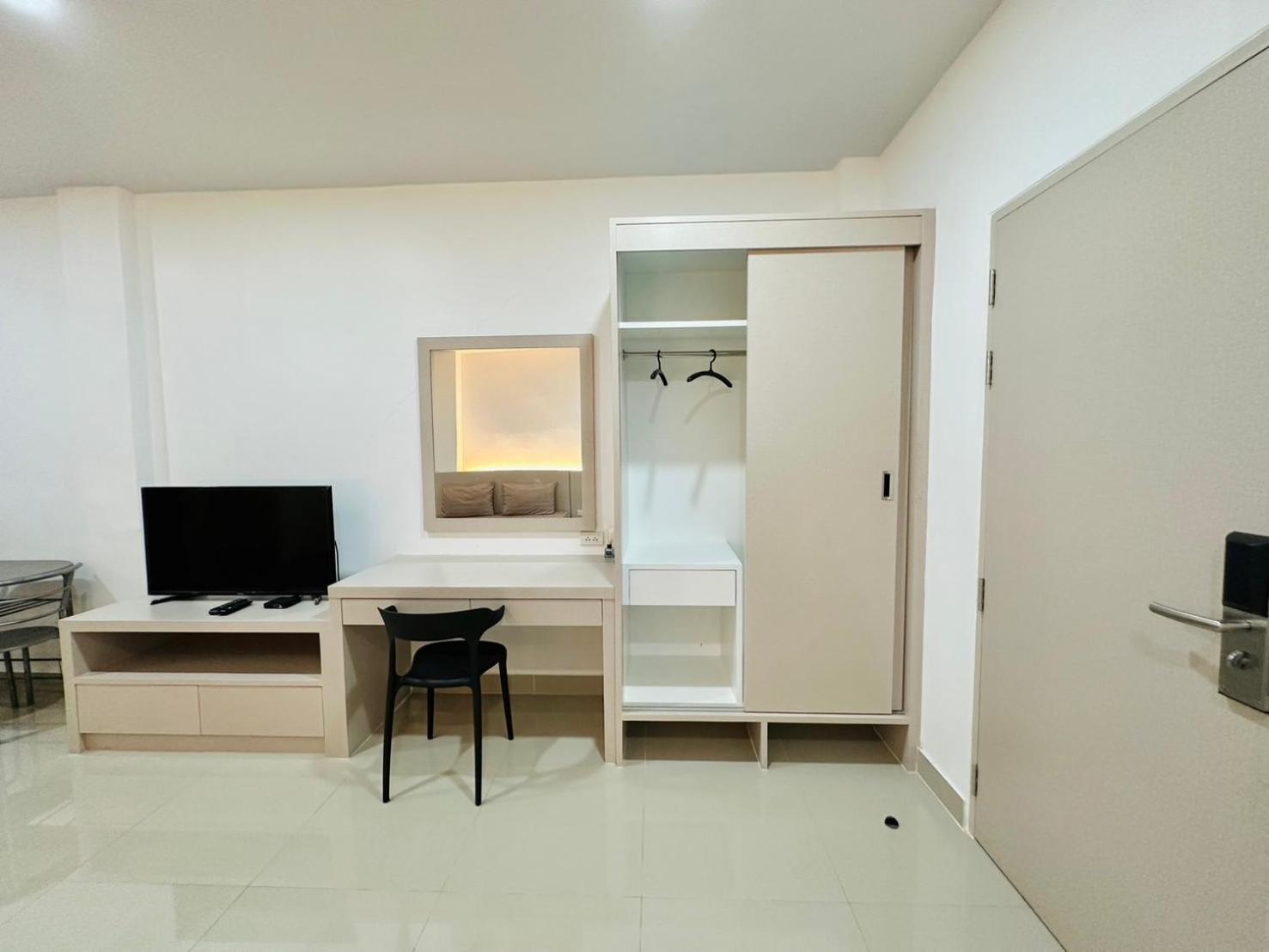 Apartment Hada House