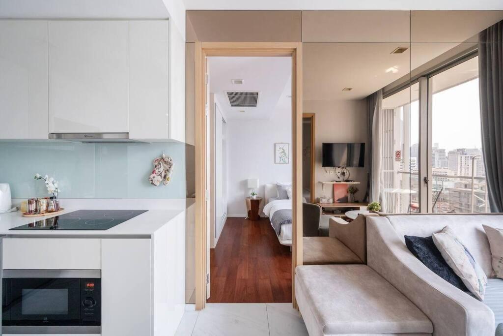 2 Bedroom At Bts Nana Sukhumvit 11 High Floor Bangkok