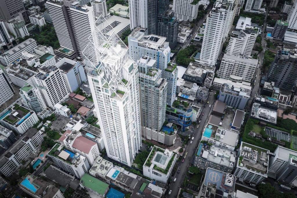 Apartment 2 Bedroom At Bts Nana Sukhumvit 11 High Floor