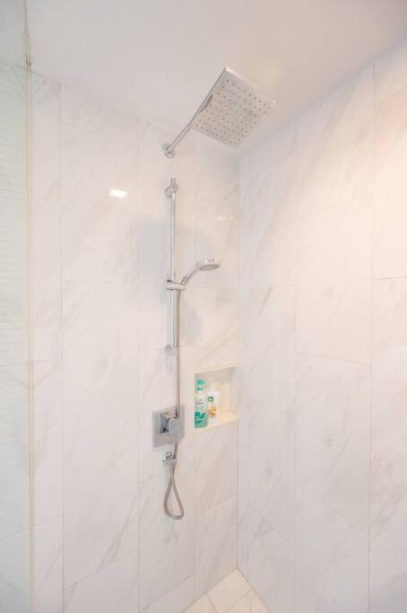 2 Bedroom At Bts Nana Sukhumvit 11 High Floor Apartment *