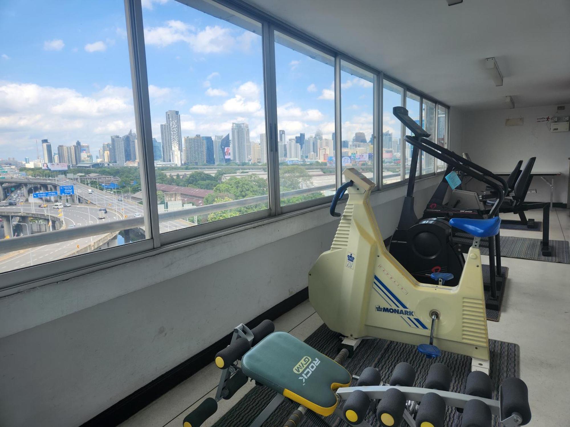 Interchange Tower Serviced - Sha Extra Hotel