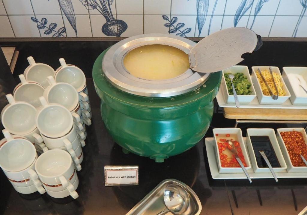 Hotel Court Wing Sukhumvit 4*