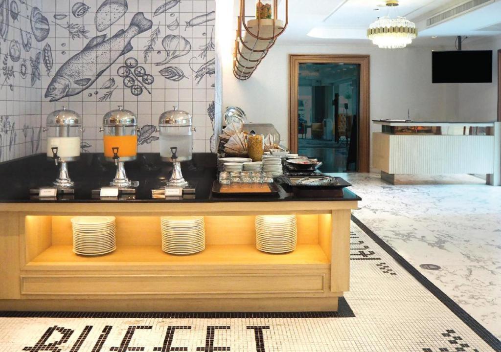 Hotel Court Wing Sukhumvit Bangkok