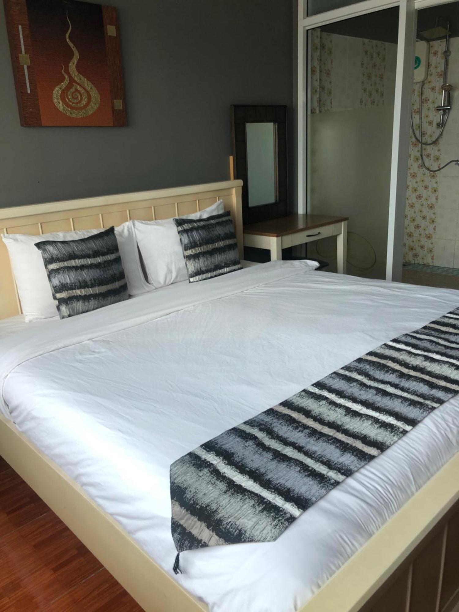 Hotel Anandpura Riverside 4*