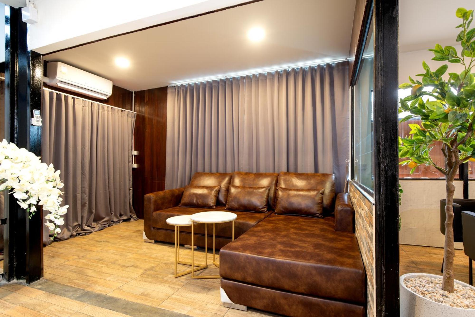 Luxury Container House In