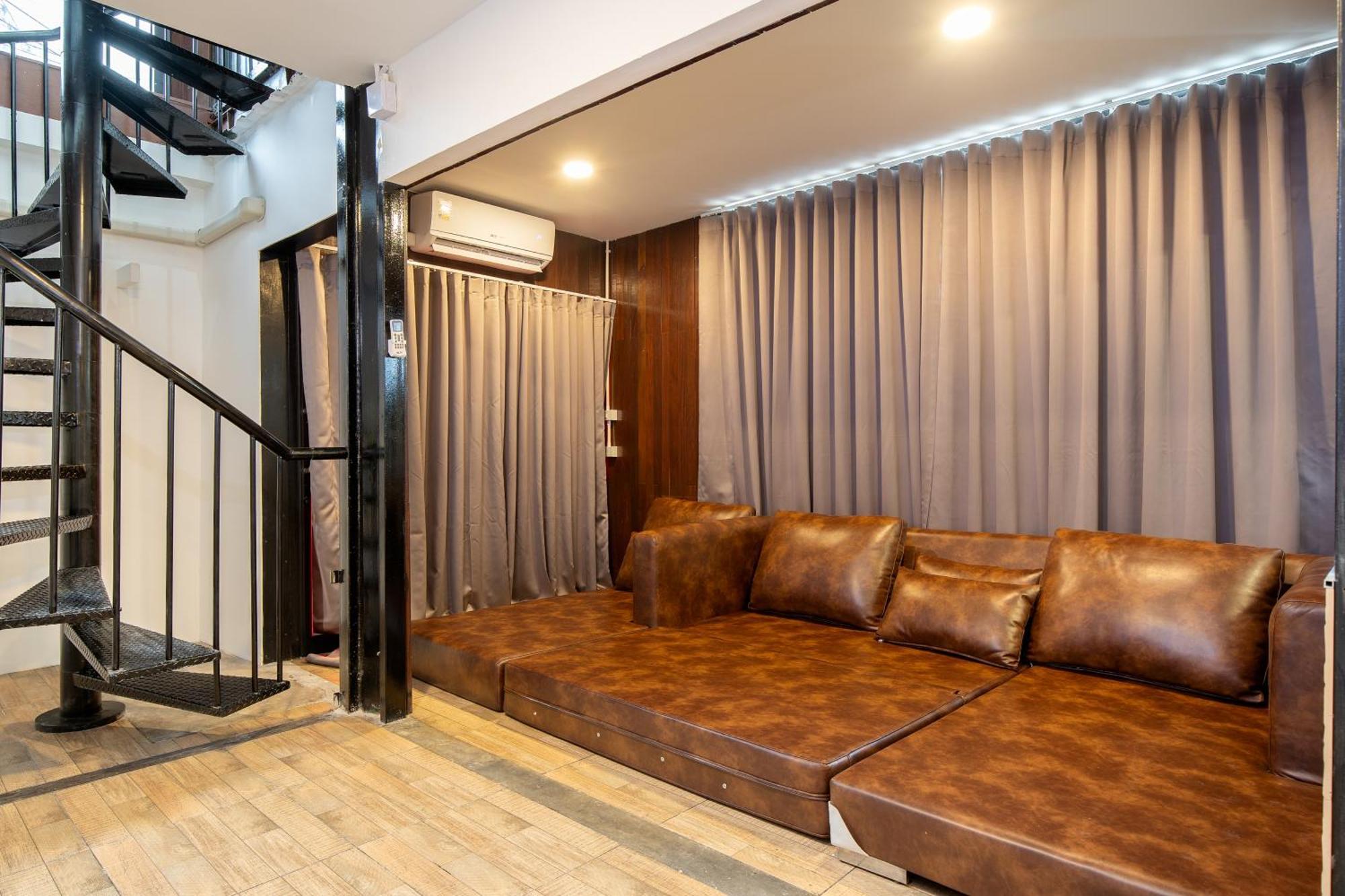 Luxury Container House In Villa