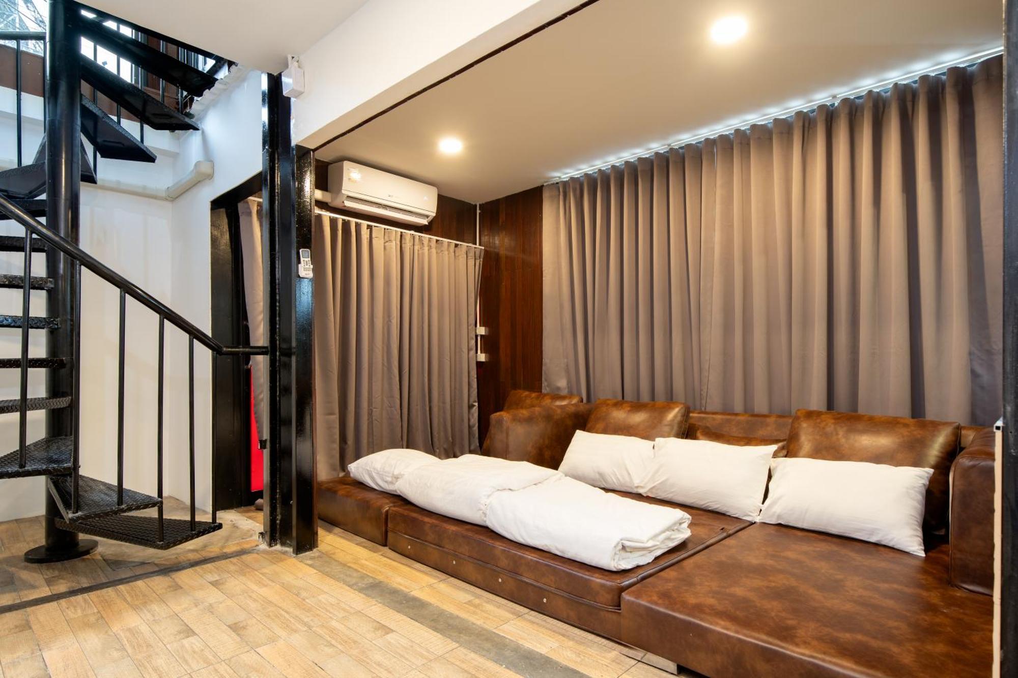 Luxury Container House In Villa Bangkok