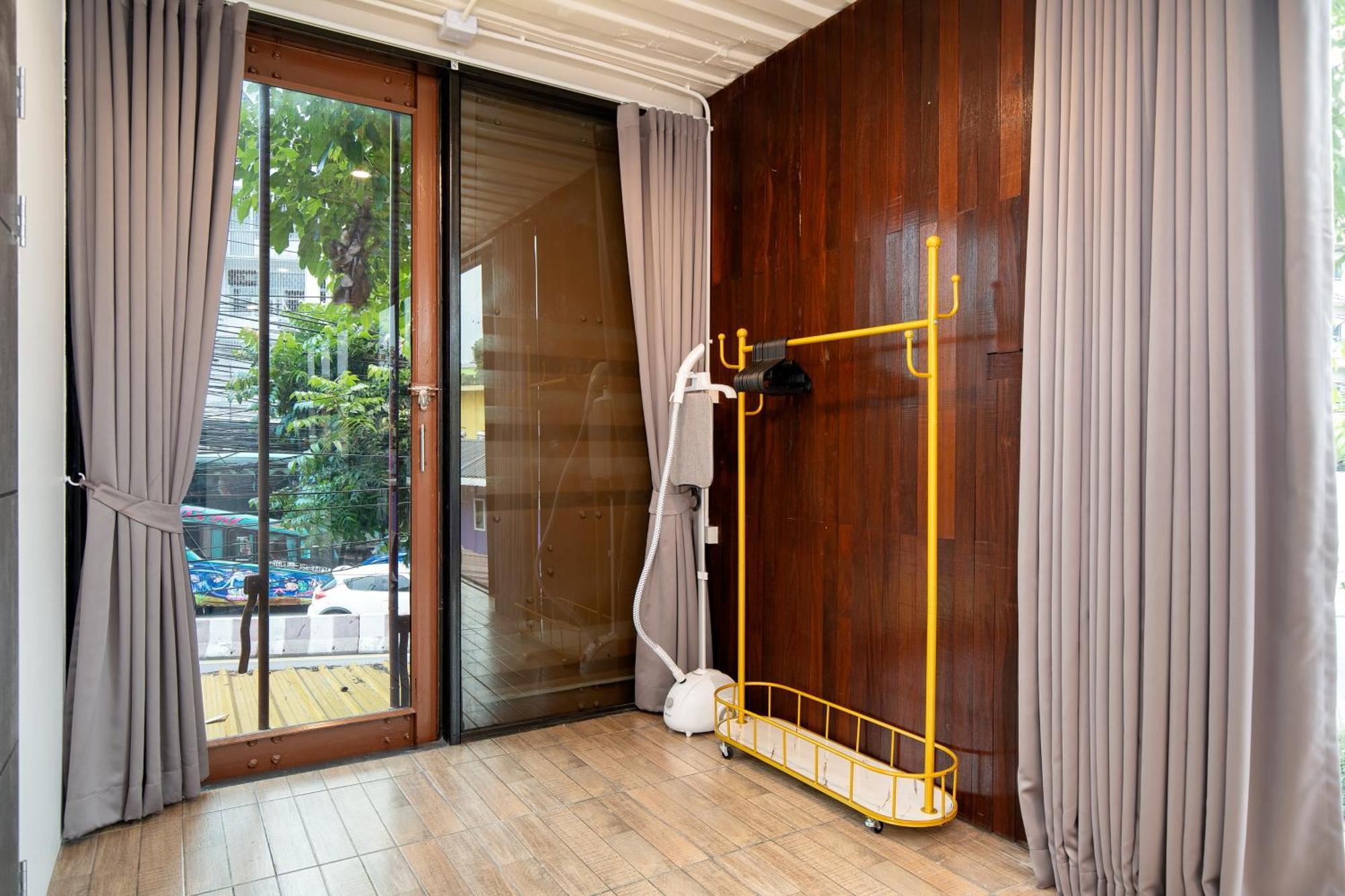 Luxury Container House In Bangkok