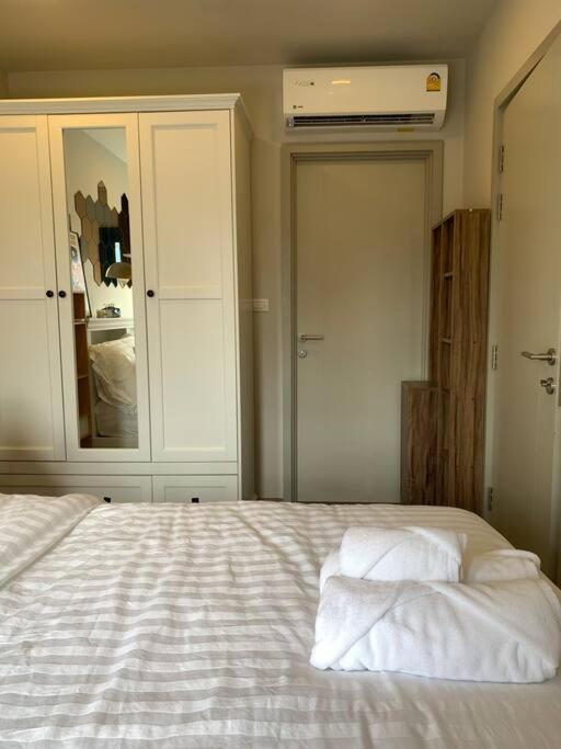 Apartment Modern At Onnut Bts Free Shuttle Bus Bangkok