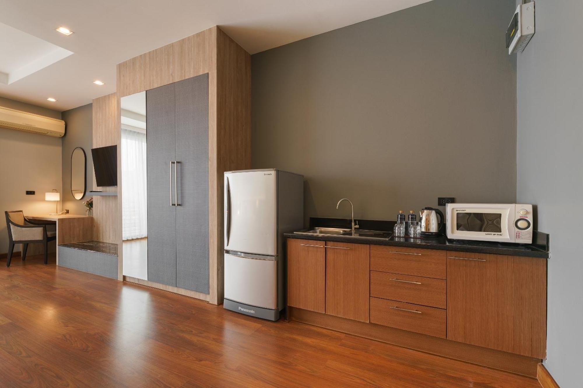 Hotel Icheck Soi 2 3*