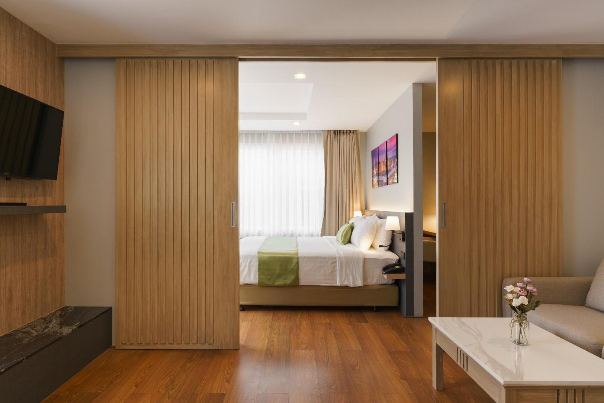 Icheck Soi 2 Hotel