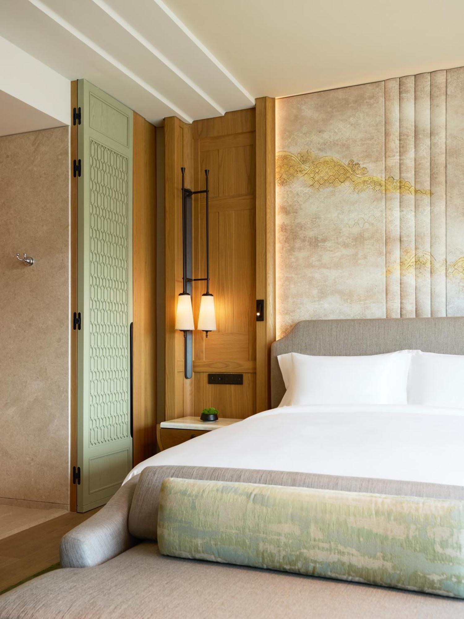 Dusit Thani